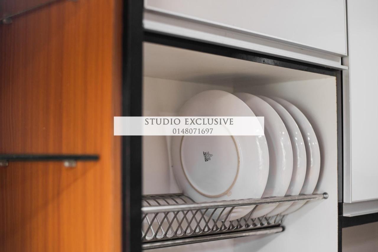 Studio Exclusive Kota Bharu Bagian luar foto