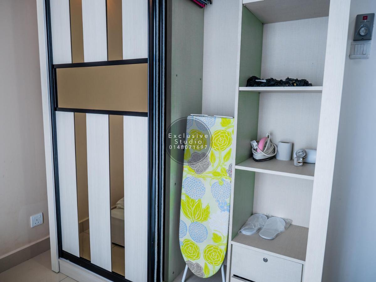 Studio Exclusive Kota Bharu Bagian luar foto